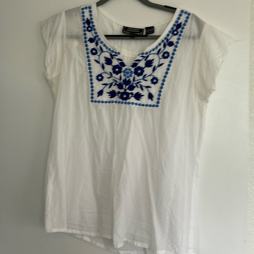 Bohemian styled women’s top, sized large